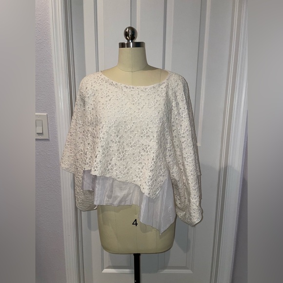 RARE HTF Innika Choo Ivory/Beige Lace Asymmetrical Draped Top - Picture 1 of 6